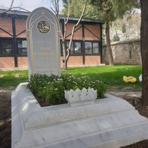 Eyüp Sultan Camii Haziresi 
EYÜPSULTAN/İSTANBUL